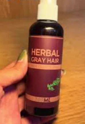 بخاخ الأعشاب في يد العميل